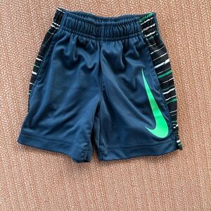 Nike Blue and Green Athletic Shorts Lightweight Moisture-Wicking